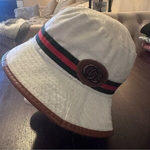 White GG Bucket Hat with Cherry line and Leather trim